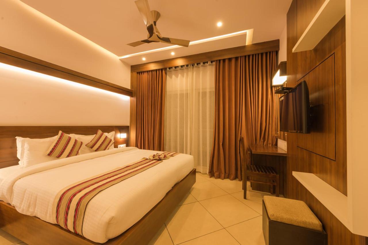 Trivers Resort Муннар Екстер'єр фото
